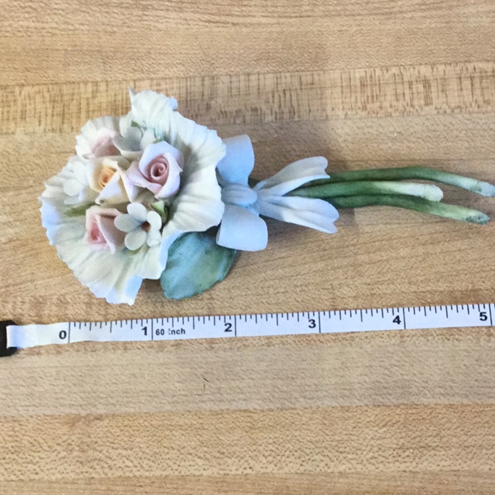 Beautiful Ceramic Flowers Art - Picture 10 of 12